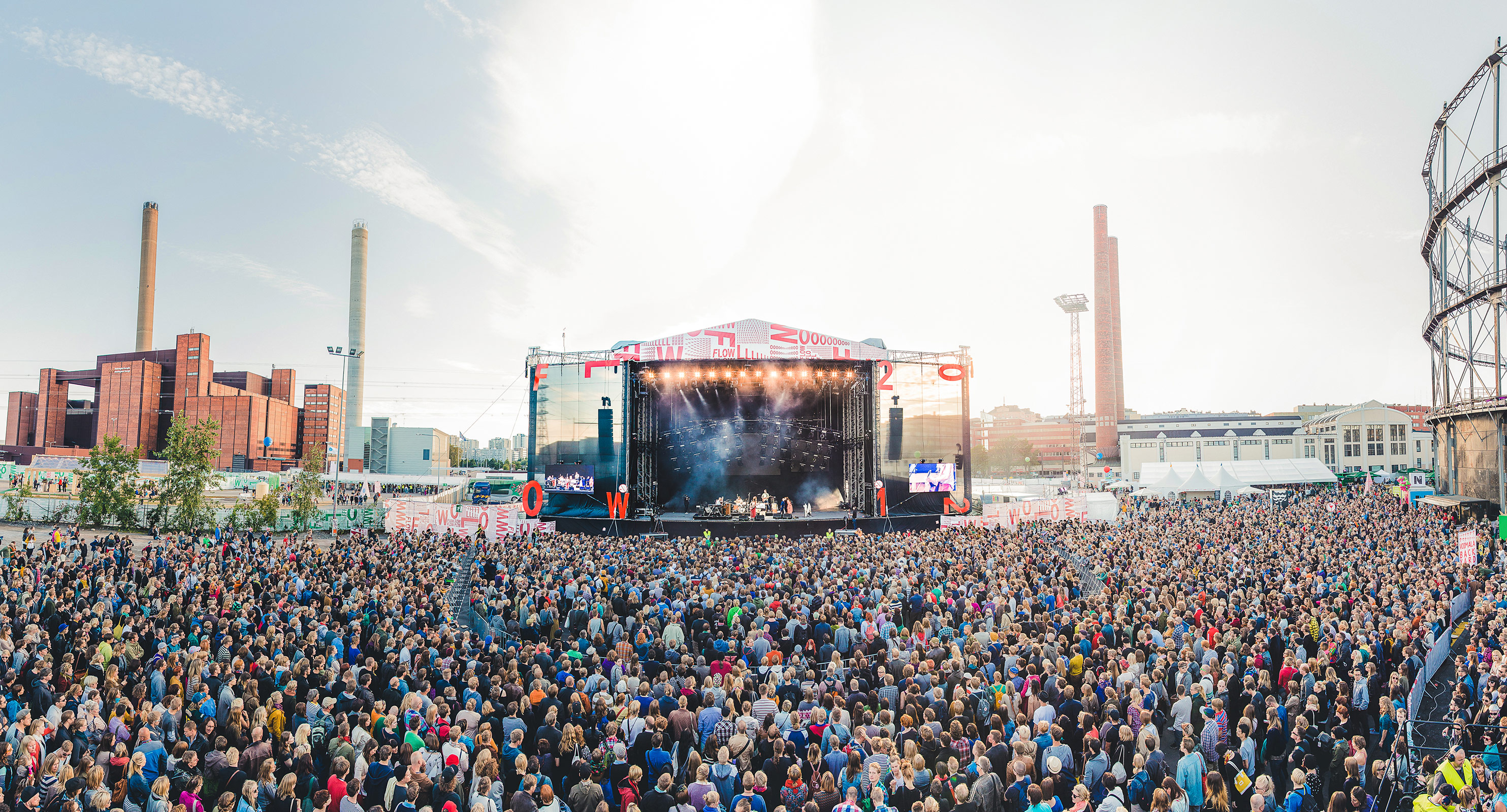 Panorama picture of Flow Festival's Main Stage while Feist is performing