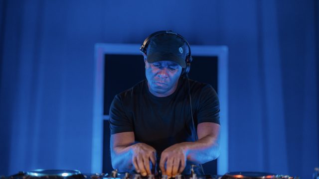 DJ EZ